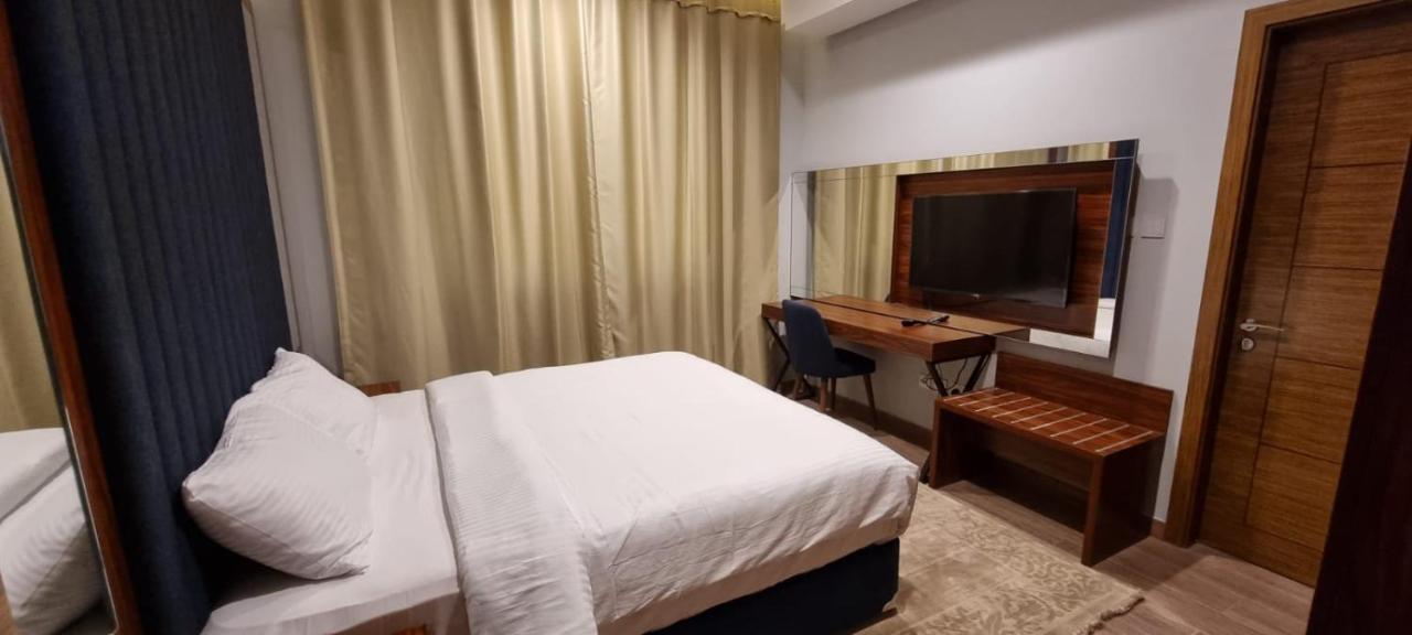 Seino Suites Μανάμα Εξωτερικό φωτογραφία